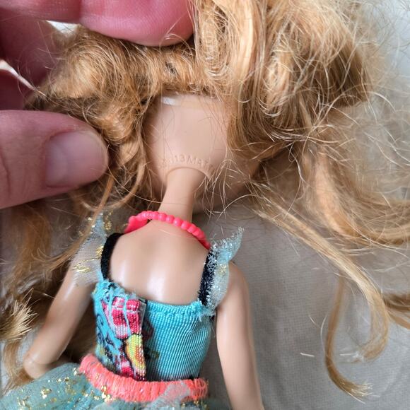 Ever After High Ashlynn Ella doll - Picture 5 of 6